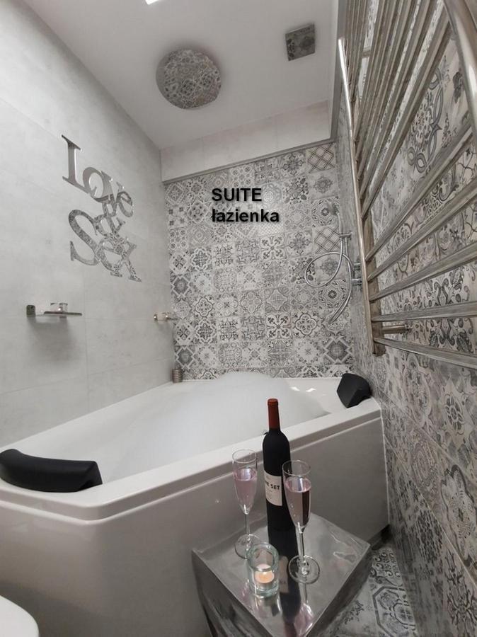 Apartamenty Centrum Z Wanna Dwuosobowa Piotrków Trybunalski 外观 照片